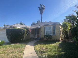 17652 Delano Street, Encino, CA 91316