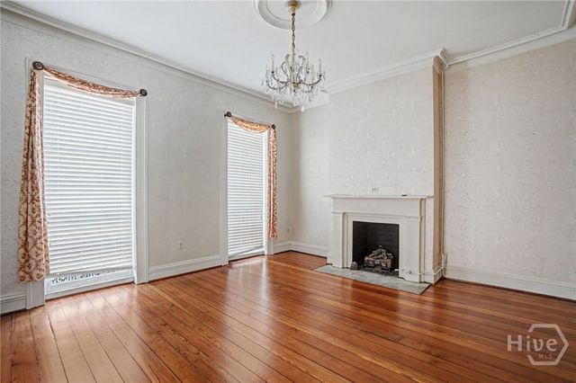 221 E Charlton Street, Savannah, GA 31401