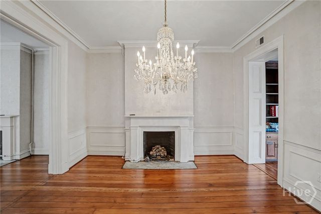 221 E Charlton Street, Savannah, GA 31401