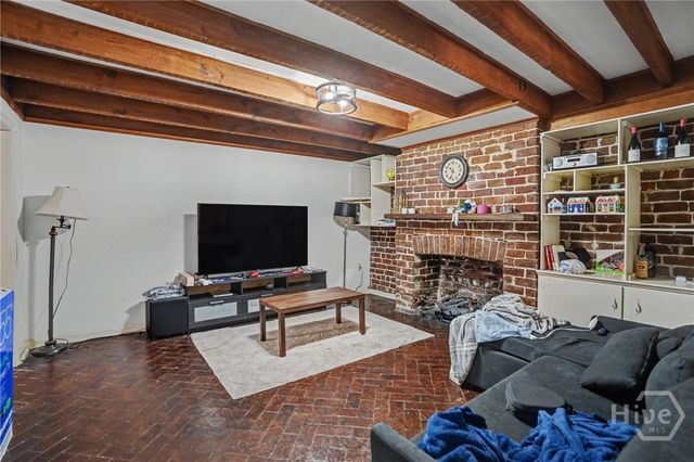 221 E Charlton Street, Savannah, GA 31401