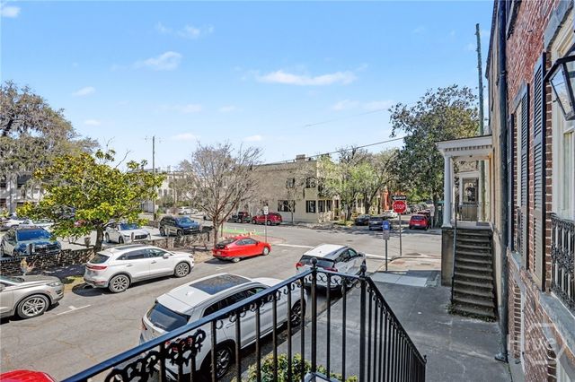 221 E Charlton Street, Savannah, GA 31401