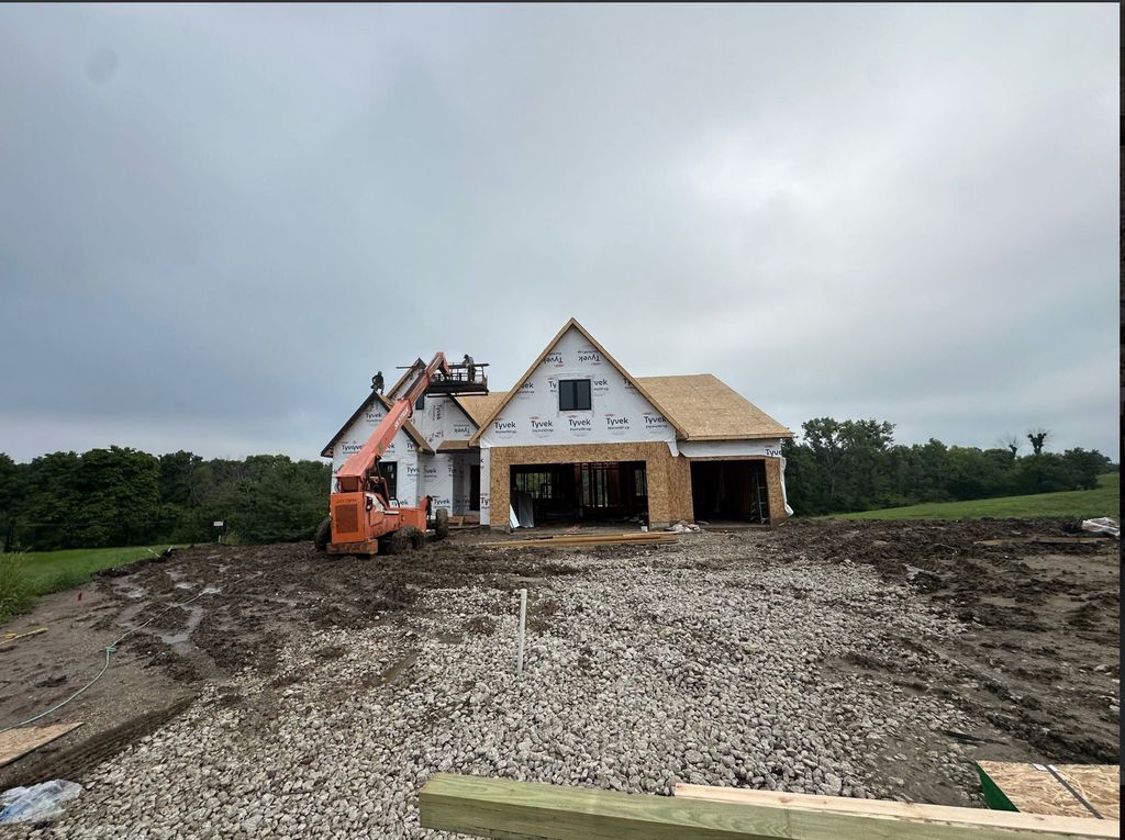 3101 SE Elkwood Court, Ankeny, IA 50021