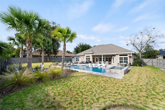 13549 NW 9TH ROAD, Newberry, FL 32669