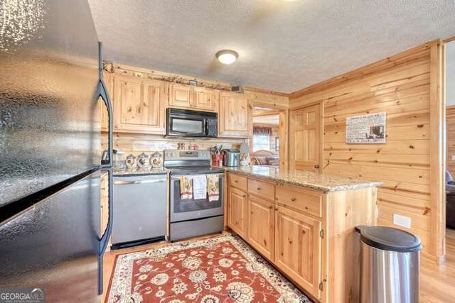 330 Mattie Lane, Blairsville, GA 30512