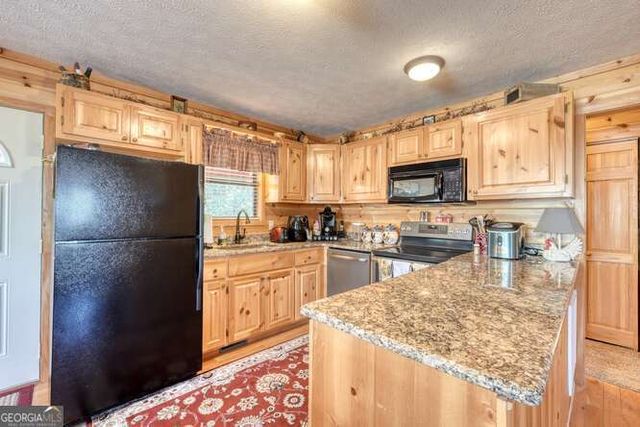 330 Mattie Lane, Blairsville, GA 30512