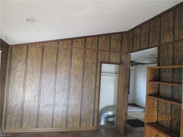 1014 E Russell CT, Newport News, VA 23605