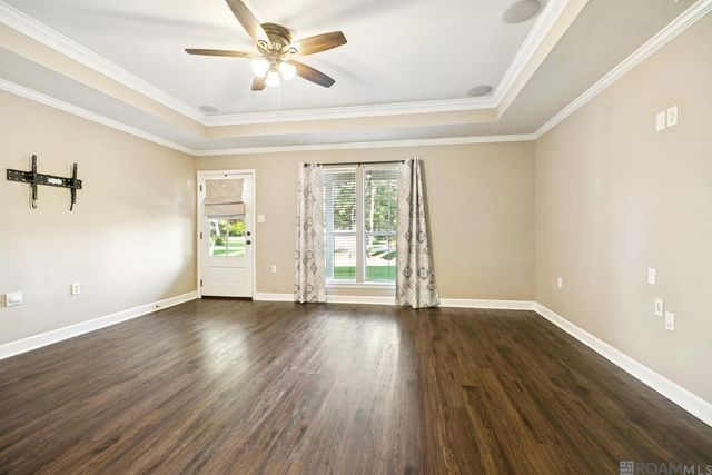 12457 Pendarvis Ln, Walker, LA 70785