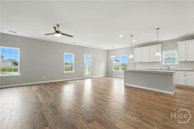 153 Chilburn Circle, Savannah, GA 31302