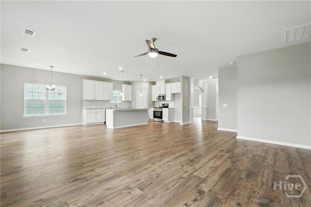 153 Chilburn Circle, Savannah, GA 31302