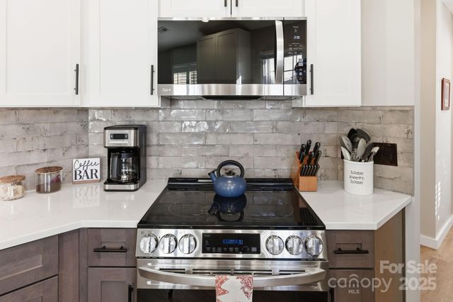 11-C Heather Way, Candler, NC 28715