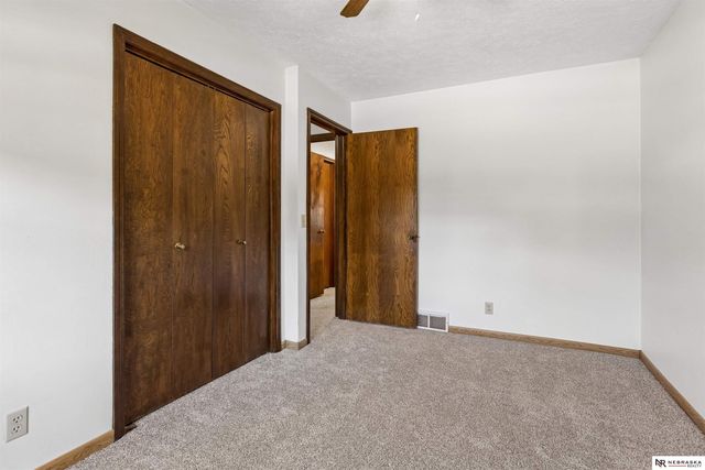 10821 Borman Avenue, Omaha, NE 68137