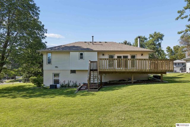 10821 Borman Avenue, Omaha, NE 68137