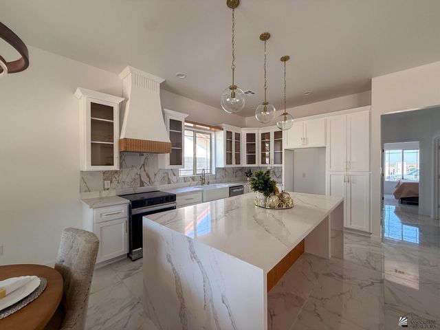 1651 E Union St, San Luis, AZ 85336