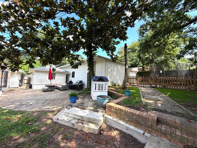 19017 Pinedale Circle, Flint, TX 75762