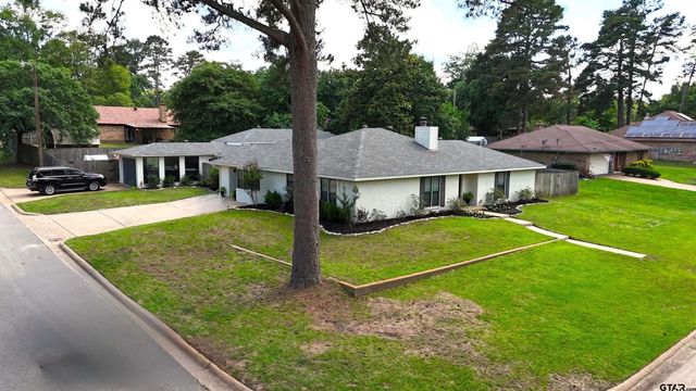 19017 Pinedale Circle, Flint, TX 75762