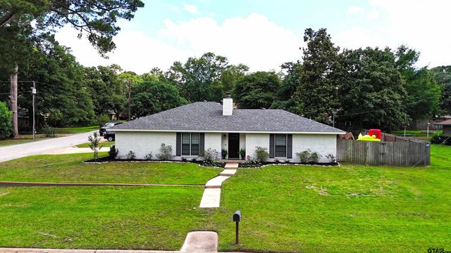 19017 Pinedale Circle, Flint, TX 75762