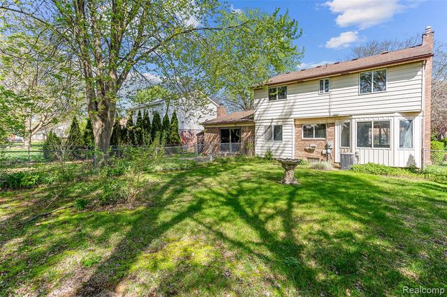 46323 Gainsborough Drive, Canton, MI 48187