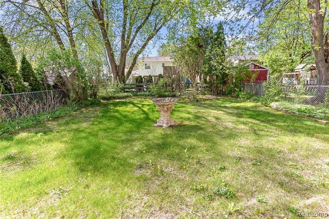 46323 Gainsborough Drive, Canton, MI 48187