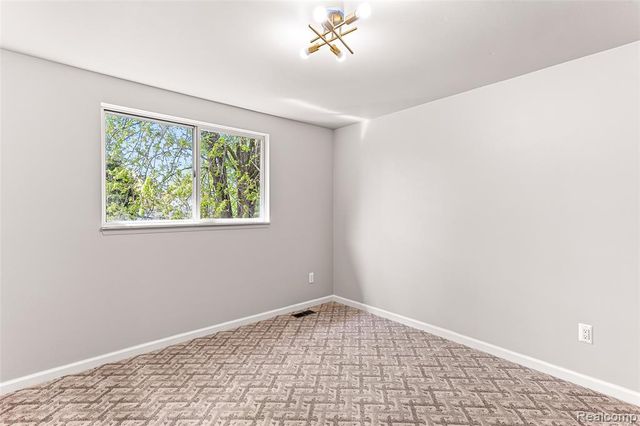 46323 Gainsborough Drive, Canton, MI 48187