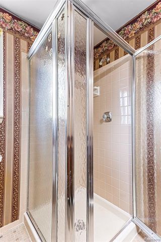 46323 Gainsborough Drive, Canton, MI 48187