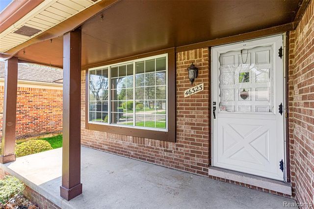 46323 Gainsborough Drive, Canton, MI 48187