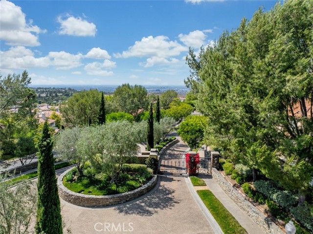 2 Agostino, Newport Coast, CA 92657
