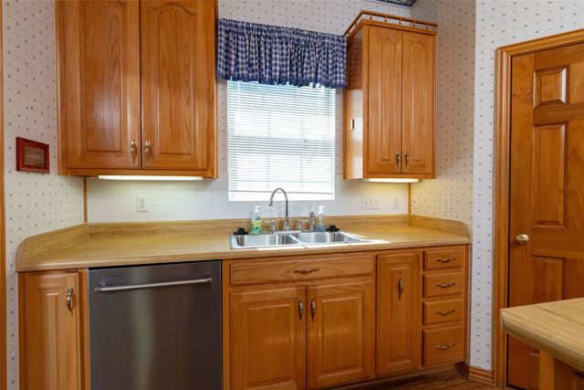 331 County Road 3418, Bridgeport, TX 76426