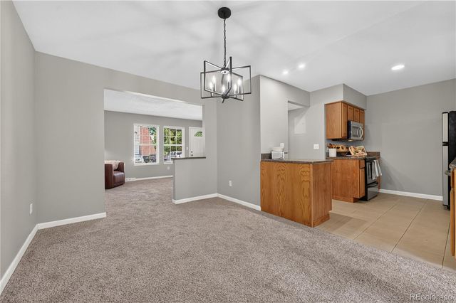 6033 S Sterne Parkway, Littleton, CO 80120