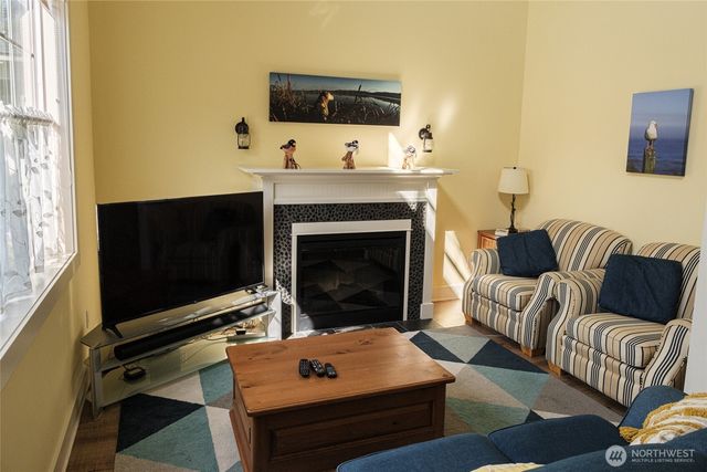 101 Flip Flop Lane, Oroville, WA 98844