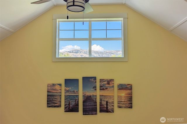 101 Flip Flop Lane, Oroville, WA 98844