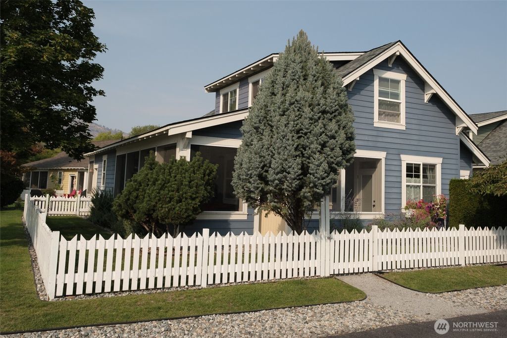 101 Flip Flop Lane, Oroville, WA 98844