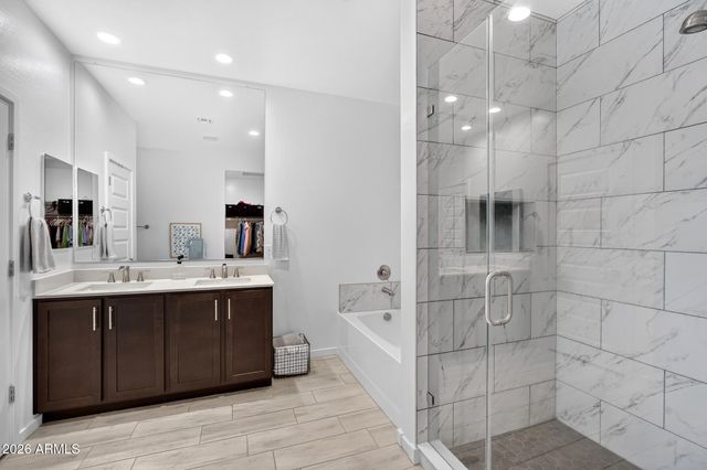 728 W MAGENA Drive, San Tan Valley, AZ 85140