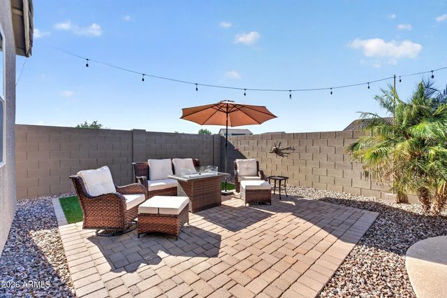 728 W MAGENA Drive, San Tan Valley, AZ 85140