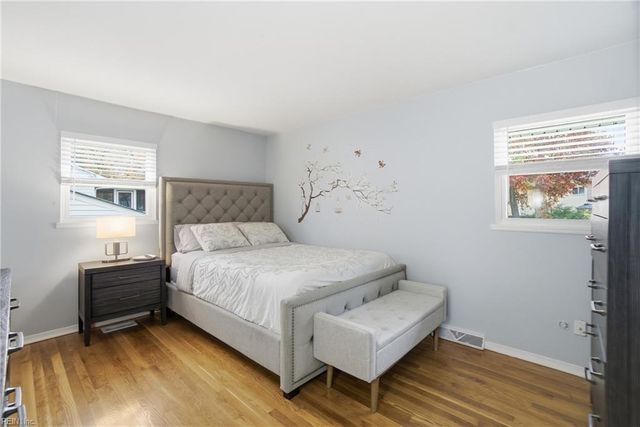 4 Tillerson DR, Newport News, VA 23602