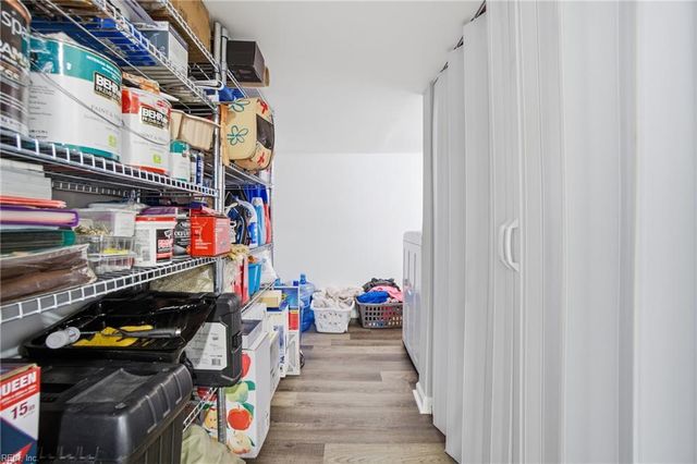 4 Tillerson DR, Newport News, VA 23602