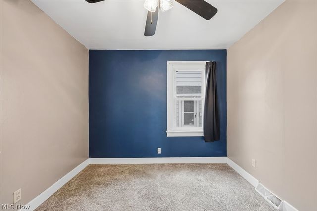2400 Schell Avenue, Cleveland, OH 44109