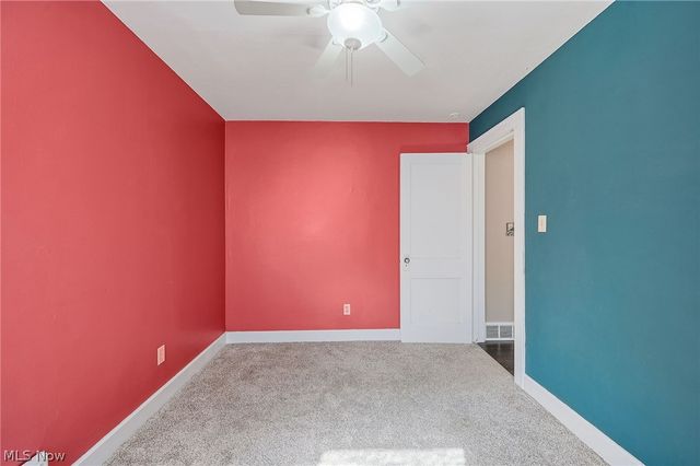 2400 Schell Avenue, Cleveland, OH 44109