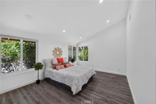 404 Continental Ct, Newbury Park, CA 91320