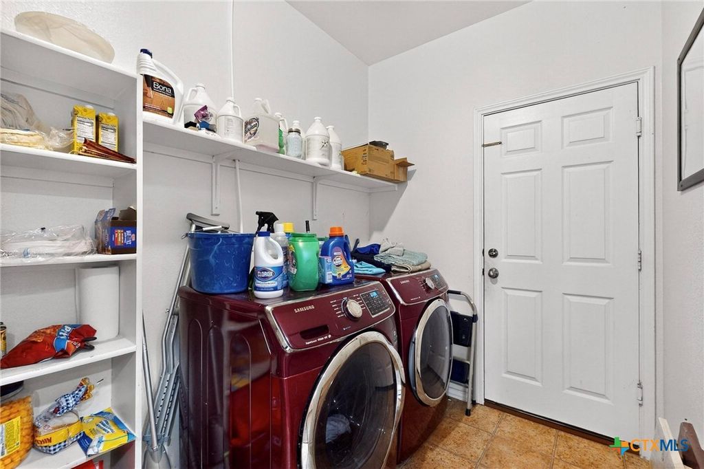 Image 30 of property listing at 140 Matthews Lane, Kyle, TX 78640