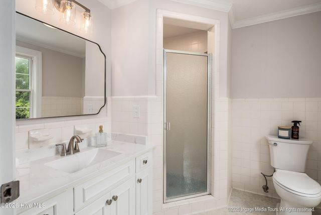 696 Laurie Ellis Road, Winterville, NC 28590