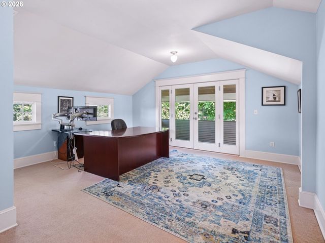 2517 Ne HAMBLET St, Portland, OR 97212