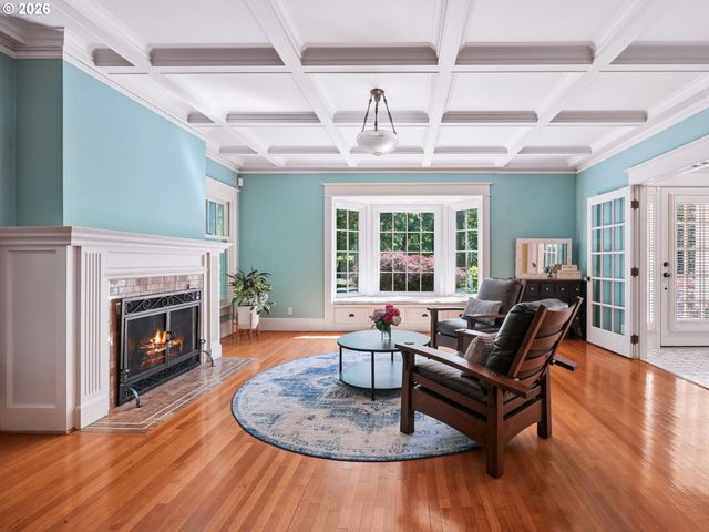 2517 Ne HAMBLET St, Portland, OR 97212