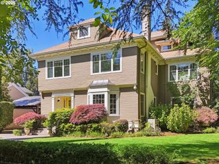 2517 Ne HAMBLET St, Portland, OR 97212