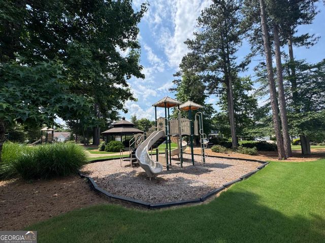 10 Bayview Drive, Newnan, GA 30265