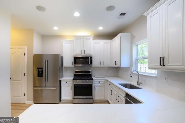 10 Bayview Drive, Newnan, GA 30265