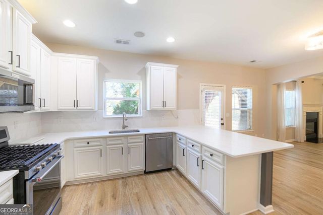10 Bayview Drive, Newnan, GA 30265