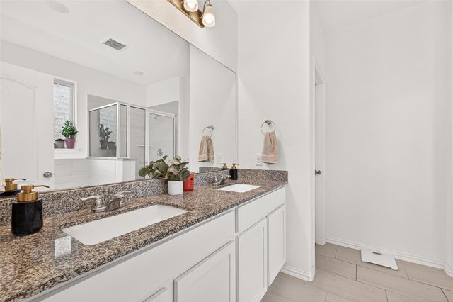 8018 Royal Palm Drive, Fulshear, TX 77441