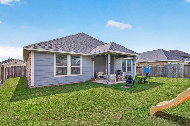 8018 Royal Palm Drive, Fulshear, TX 77441