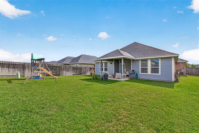 8018 Royal Palm Drive, Fulshear, TX 77441