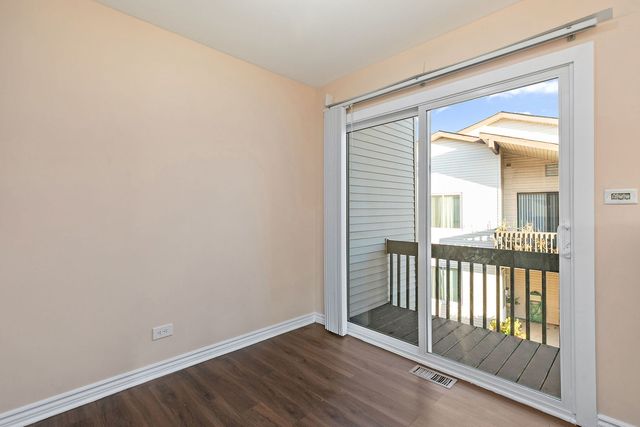 7544 Bristol Lane 4, Hanover Park, IL 60133